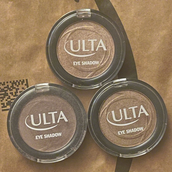 Ulta Beauty Eyeshadow Palettes in 3 Shades - Picture 1 of 8